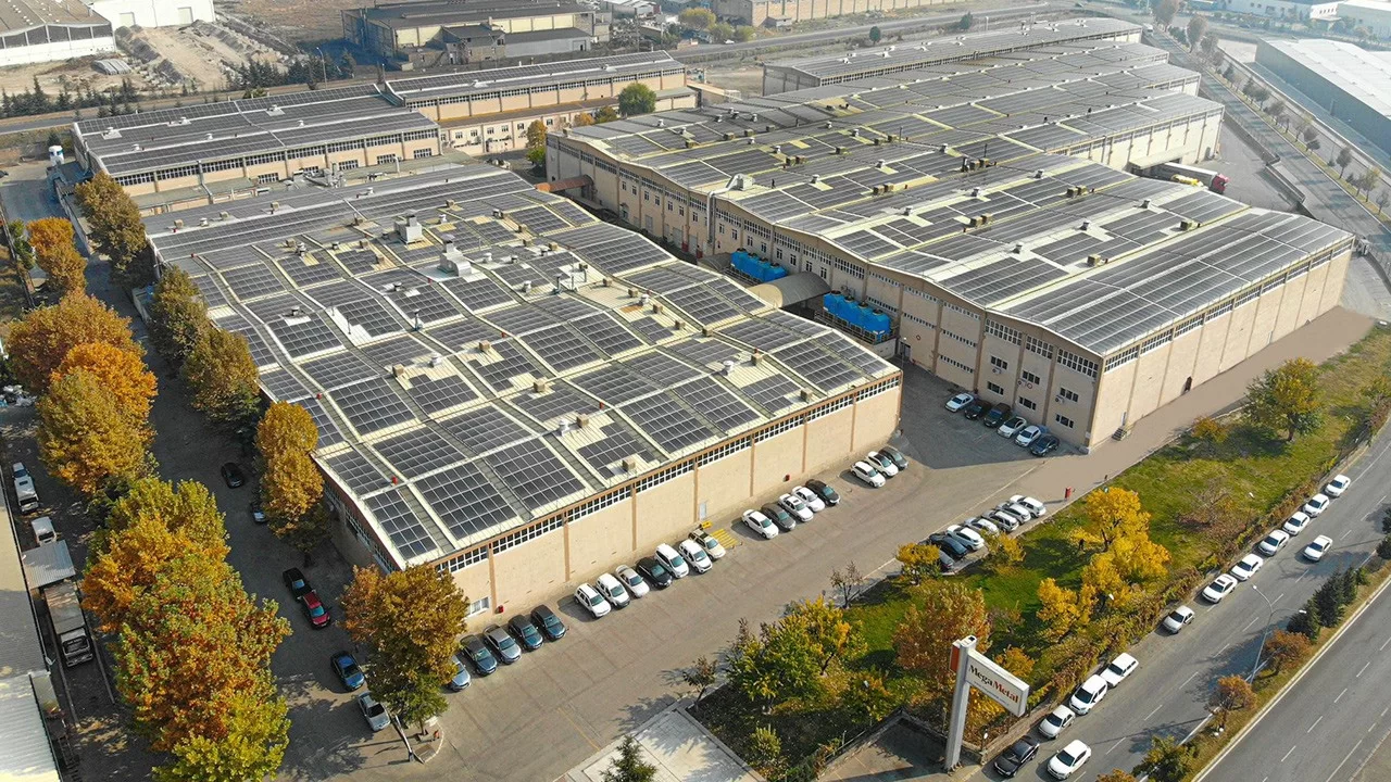 MEGMT: Yönetim Kurulu Başkanı Cüneyt Turgut'tan Hisse Alımı 1 Mega Metal hisse alımı
